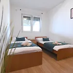 Bibinje Apartments 3*