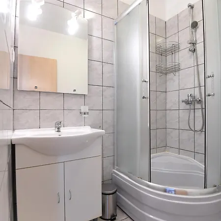 Lägenhetshotell Bibinje Apartments 3*