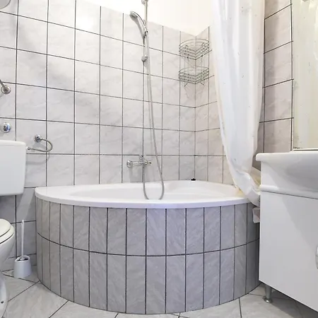 Lägenhetshotell Bibinje Apartments 3*