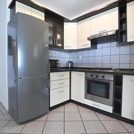 Bibinje Apartments מלון דירות 4*