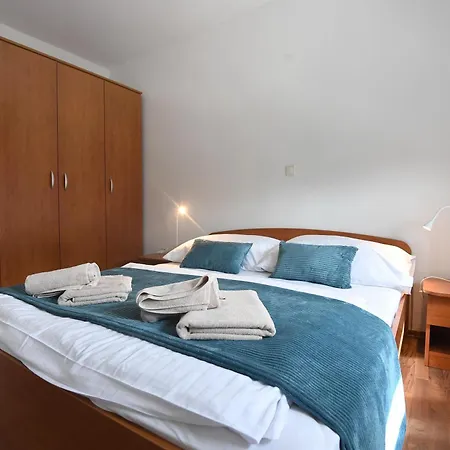 Bibinje Apartments ביבינייה