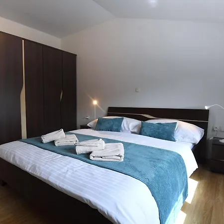 Bibinje Apartments ビビニェ