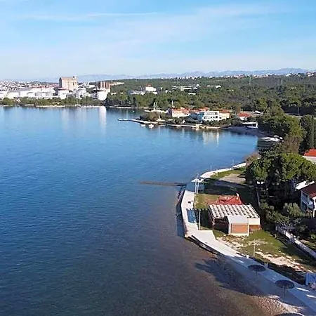 Ξενοδοχείο με διαμερίσματα Bibinje Apartments