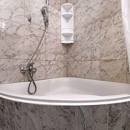 Ξενοδοχείο με διαμερίσματα Bibinje Apartments 3*