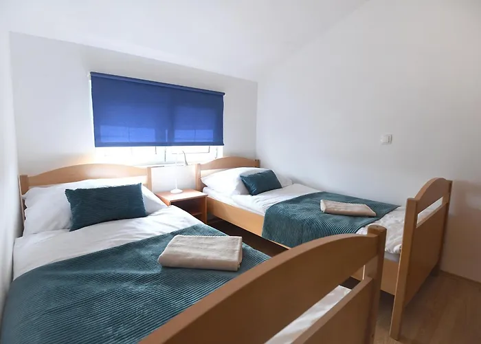 Bibinje Apartments 비빈제