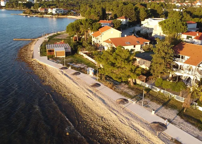 아파트호텔 Bibinje Apartments 4*