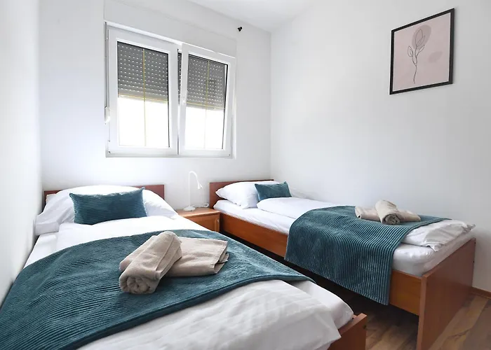 Bibinje Apartments 4* 비빈제